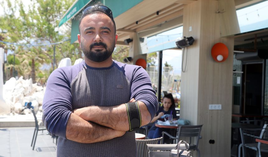 Antalya'da turizm sezonu açıldı; plajda 1 günün maliyeti 1500 TL