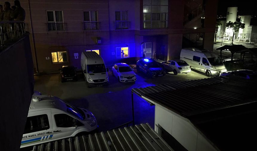 Husumetlisini tabancayla yaralayıp, yaşamına son verdi