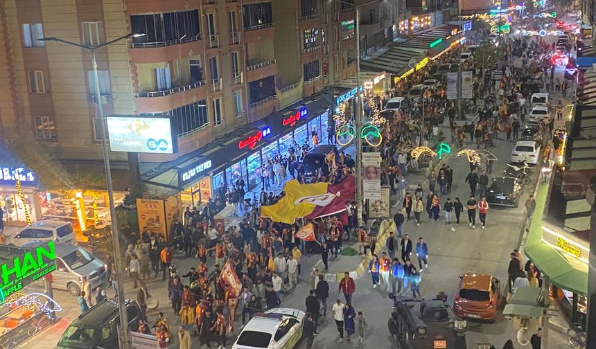 Iğdır'da Galatasaray'ın şampiyonluğu kutlandı