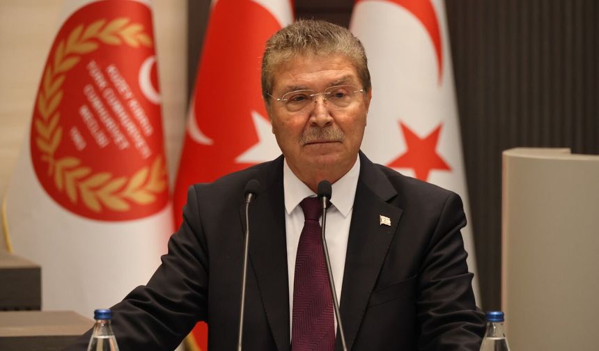 KKTC Başbakanı Üstel, GKRY lideri Hristodulidis'in açıklamalarını kınadı