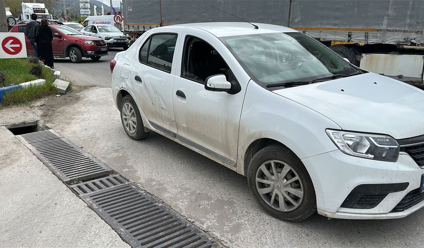 Kütahya'da zincirleme kaza; 2'si çocuk 3 yaralı