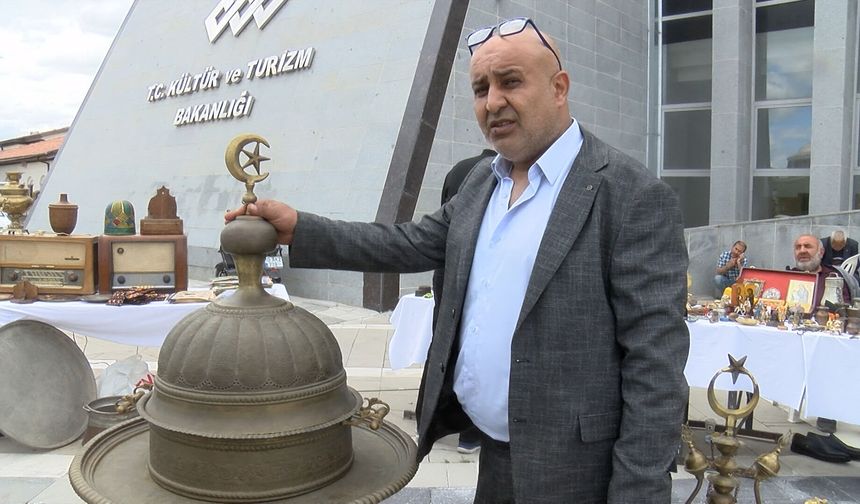 Malatya'da antika tutkunlarından açık hava sergisi