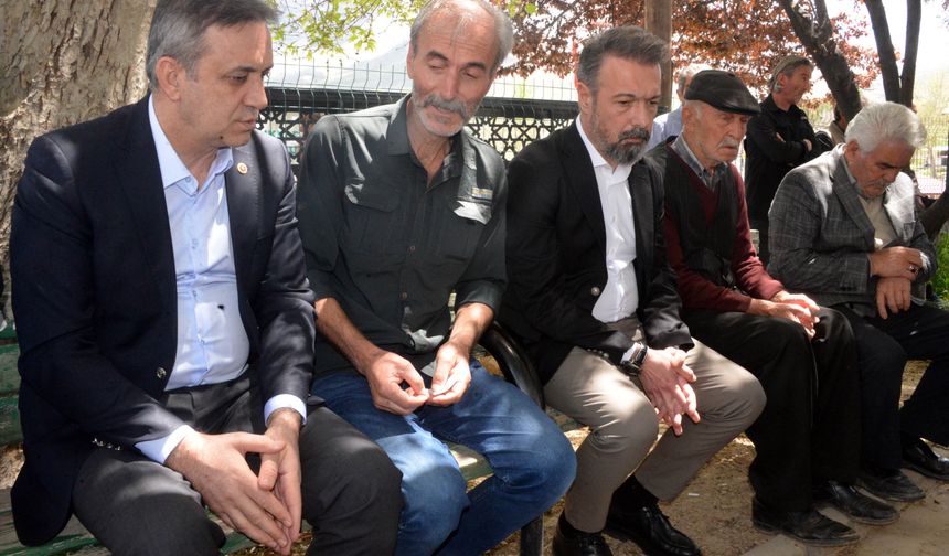 Öldürüldükten sonra cesedi yakılan Kübra, Kahramanmaraş'ta toprağa verildi