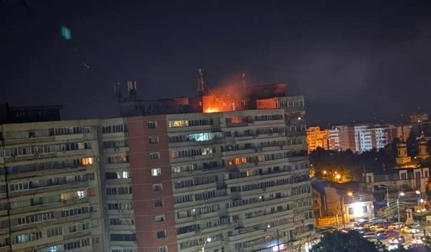 Romanya'da apartmana Rus İHA'sı düştü: 2 yaralı