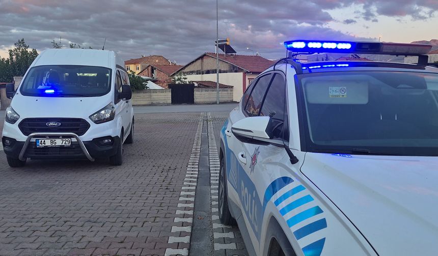 Sanal medyada tartışıp, parkta kavga ettiler: 1 yaralı