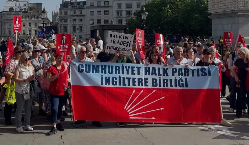Trafalgar Square’de Özgür Özel’e Destek Mitingi