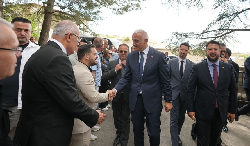 Bakan Ersoy: Yunanistan'la iş birliğimiz, bilim dünyası için bir kazanım olacak (2)