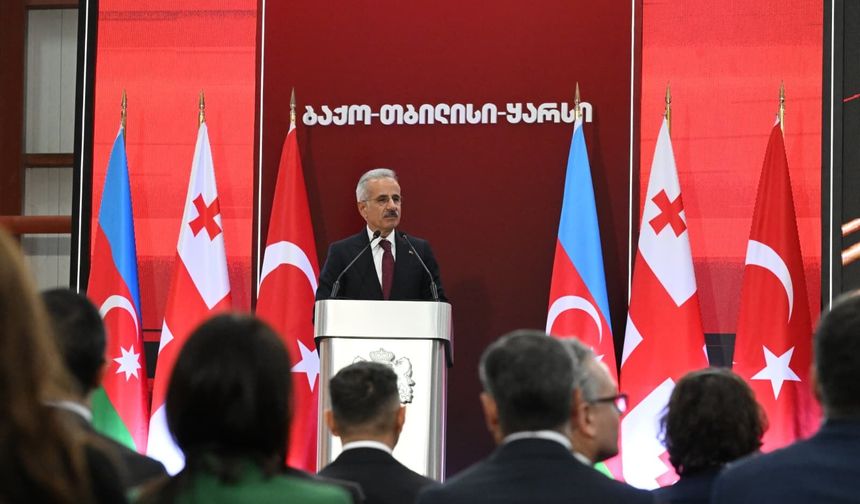 BTK Demir Yolu Hattı'nın tam kapasite işletimi için resmi açılış töreni düzenlendi