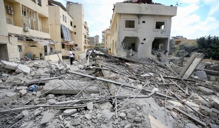 İsrail'in Lübnan'a saldırılarında hayatını kaybedenlerin sayısı 3 bin 468'e yükseldi