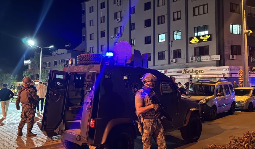 KADES ihbarına gelen polis memurunu ve eski eşini yaralayıp, intihar girişiminde bulundu