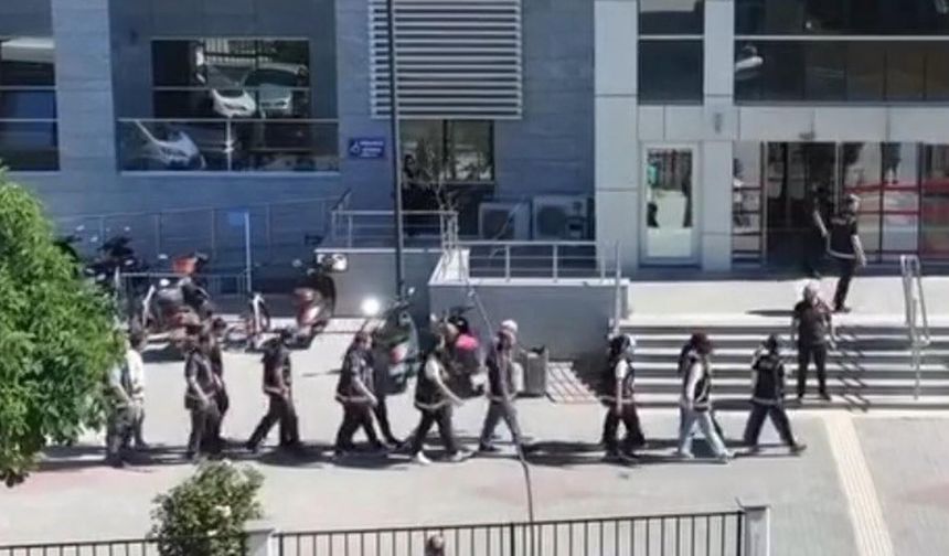 Kırklareli merkezli, sahte engelli raporu düzenleyen şüphelilere yönelik operasyonda 13 tutuklama