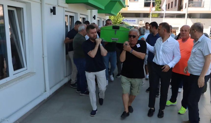 Muğlaspor'da Akın Çavaş'a veda