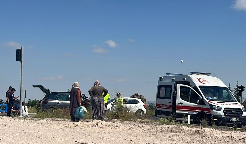 Nevşehir'de otomobiller çarpıştı: 7 yaralı