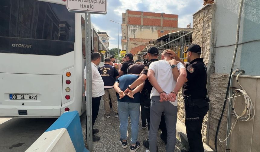 Sanal medyada tanıştığı kadının davetiyle gittiği evde darbedildi; 8 gözaltı
