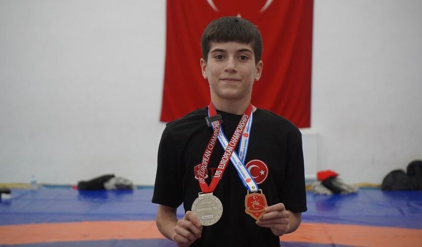 Siirtli milli güreşçiler Avrupa Şampiyonası'ndan 2 madalyayla döndü