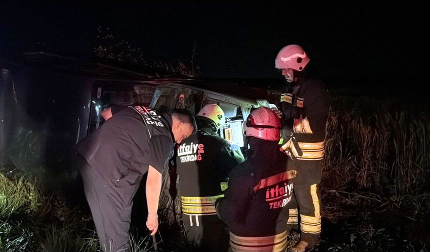 Takla atan araçtan yara almadan çıktılar