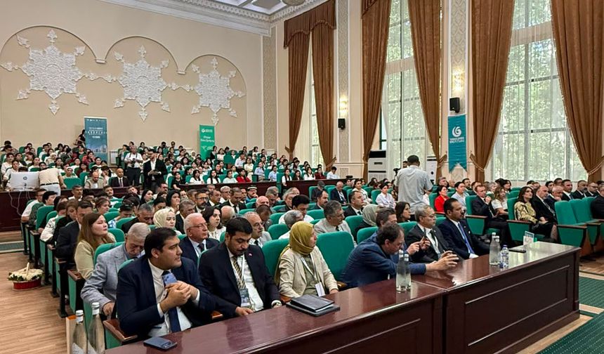 Türkoloji dünyası Semerkant'ta buluştu