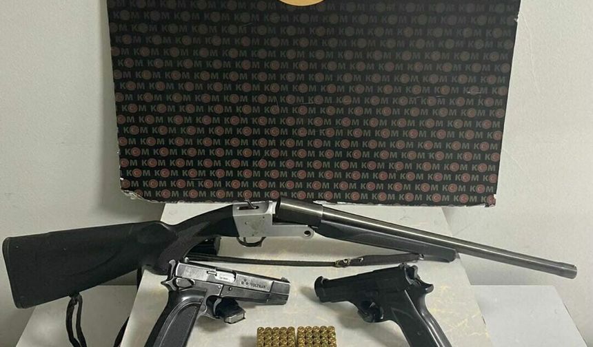 Uşak'ta toplam 306 bin 400 makaron ele geçirildi; 3 gözaltı