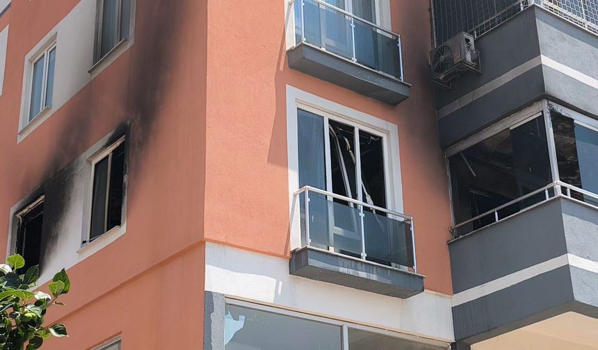 Yangın çıkan evde 3 kişi öldü, 1 kişi dumandan etkilendi