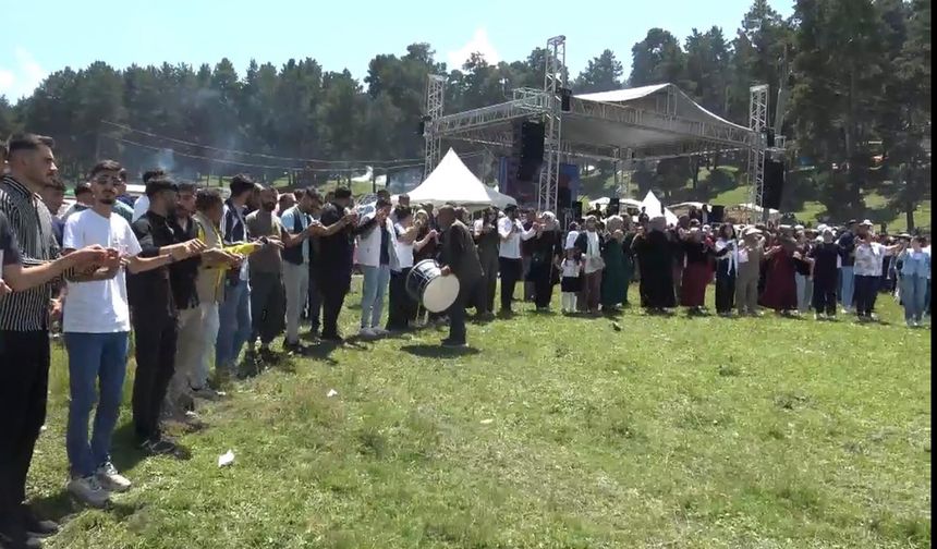 Ardahan'da 'Ulusal Kaşar ve Kültür Festivali'nin 25'incisi yapıldı / Ek fotoğraflar