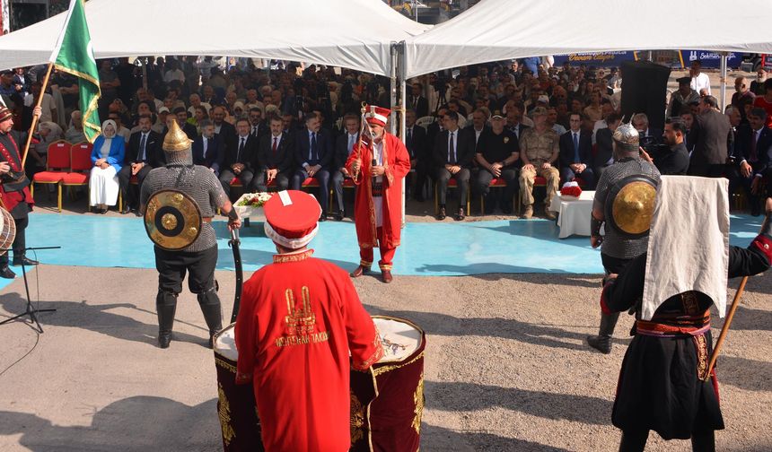 Bakan Tekin: Özel okulda insanı olmayan koşulda çalıştırılan arkadaşımız varsa bana başvursun (3)