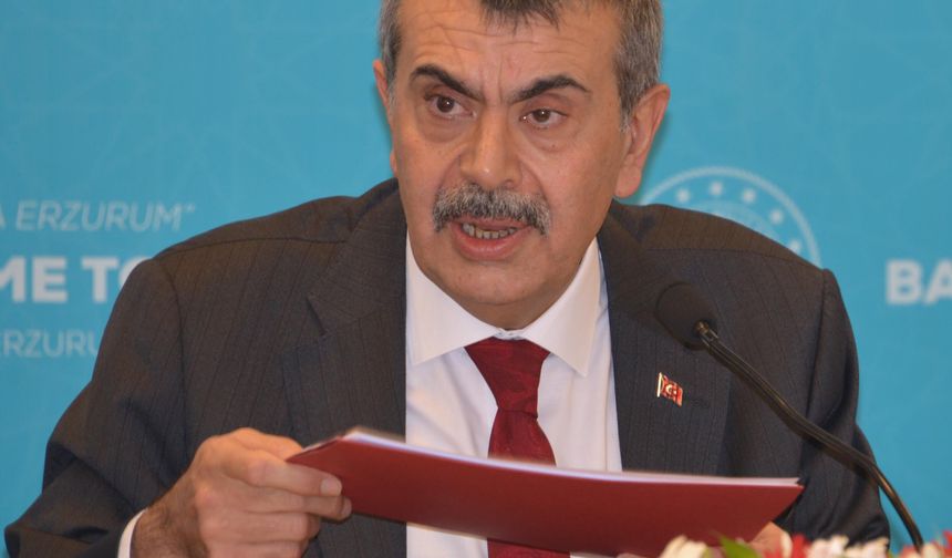 Bakan Tekin: Özel okulda insanı olmayan koşulda çalıştırılan arkadaşımız varsa bana başvursun