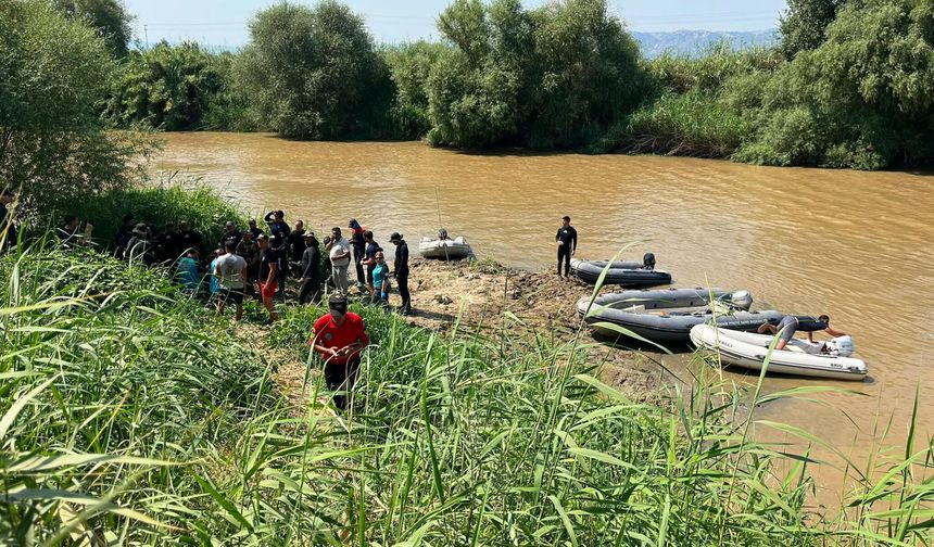 Eda ve Şahin'in nehirde akıntıya kapıldıkları anlar kamerada (2)