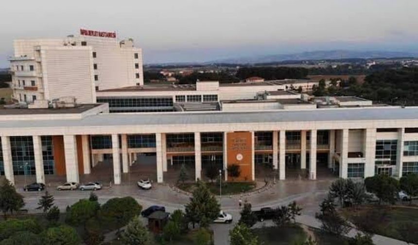 Hastane personeli, gıda zehirlenmesi şüphesiyle tedaviye alındı