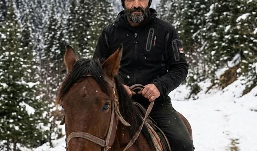 Kamyonetin dereye uçtuğu kazada kaybolan babanın da cansız bedenine ulaşıldı