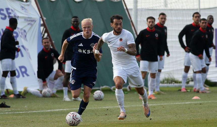 Kasımpaşa, Erciyes kampındaki hazırlık maçında Gençlerbirliği'ni 3-0 mağlup etti