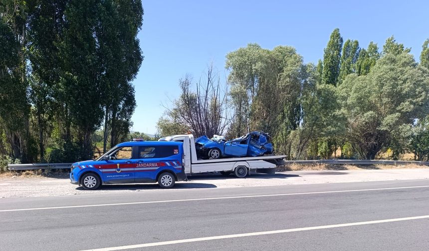 Kazada uzman çavuş ile eşi öldü, 8 aylık bebekleri ağır yaralandı