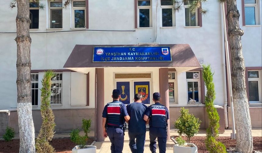 Kırıkkale'de haklarında hapis cezası bulunan 4 kişi yakalandı