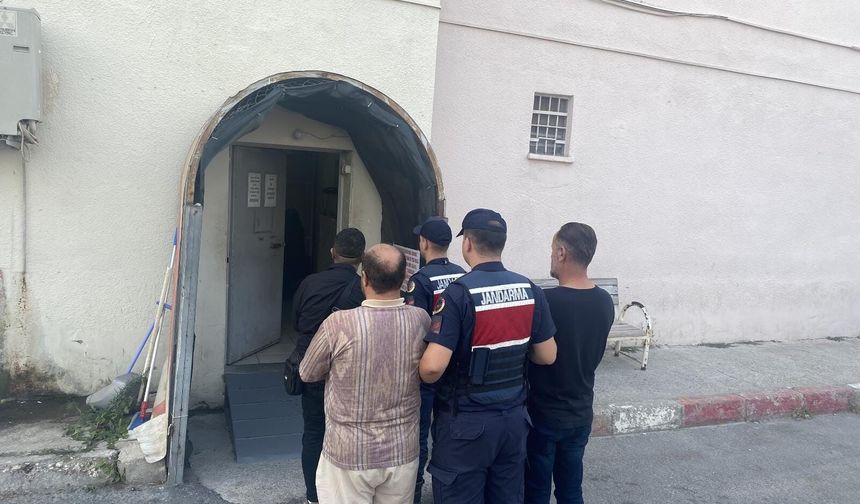 Mersin'de 200 milyon liralık arsa dolandırıcılığı noterde engellendi