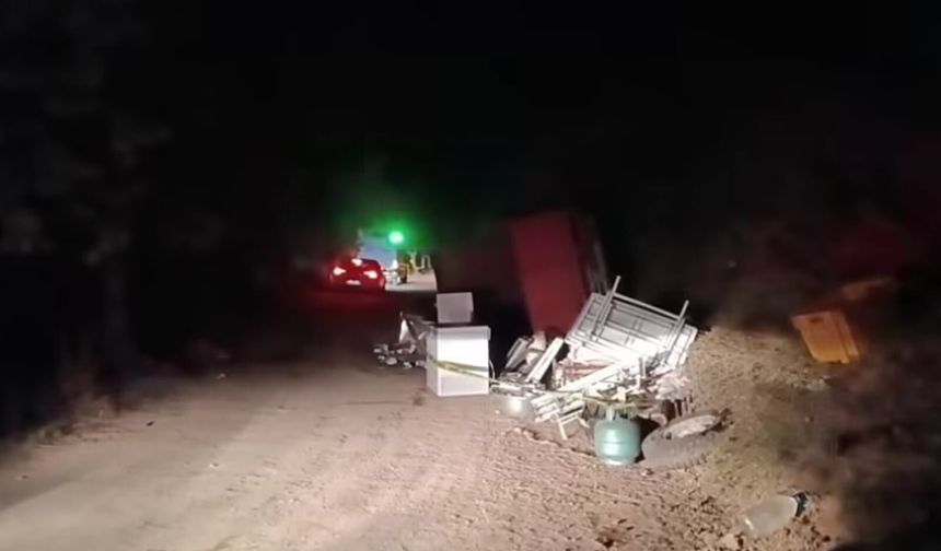 Sakarya'da kamyonet devrildi: 1 ölü, 1 yaralı