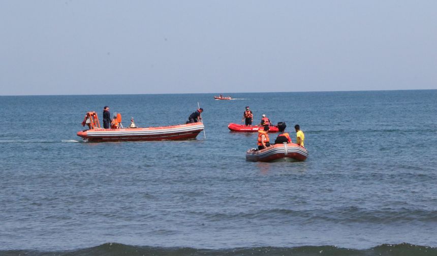 Samsun'da 2 kişinin öldüğü batan tekne bulundu, kayıp kişi aranıyor