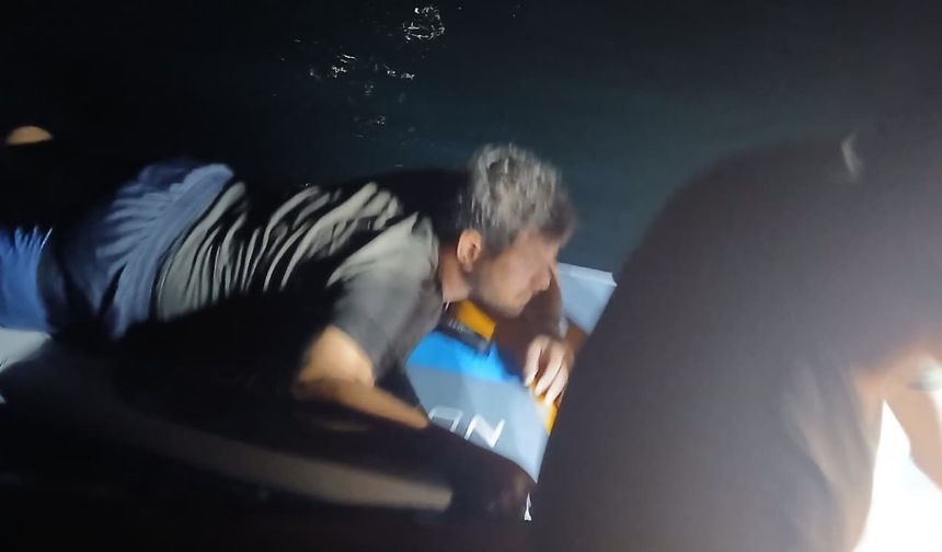 Sapanca Gölü'nde SUP board ve botlarla açılıp mahsur kalan 35 kişi kurtarıldı