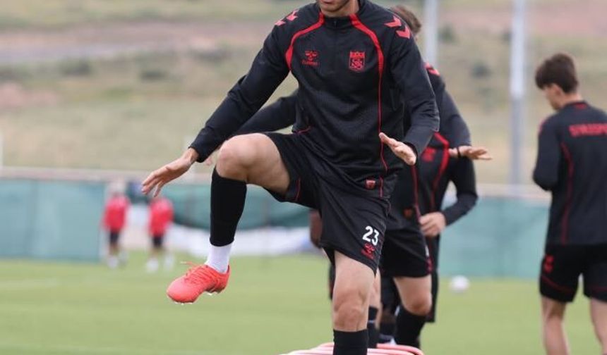 Sivasspor, yeni sezon öncesi Erciyes'te güç depoluyor
