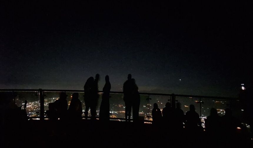 Bursa'da meteor yağmuru izlendi