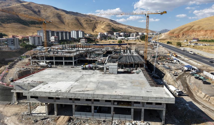 İlk öğrencilerini alan Bitlis Eren Üniversitesi Tıp Fakültesi, devlet üniversiteleri arasında 27'nci sırada