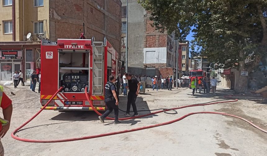 Malatya'da işçilerin kaldığı konteynerlerde yangın