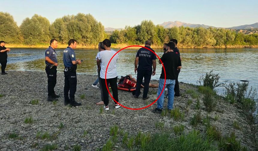 Nehirde boğulma tehlikesi geçiren kardeşlerden biri kayboldu; arama çalışması başlatıldı