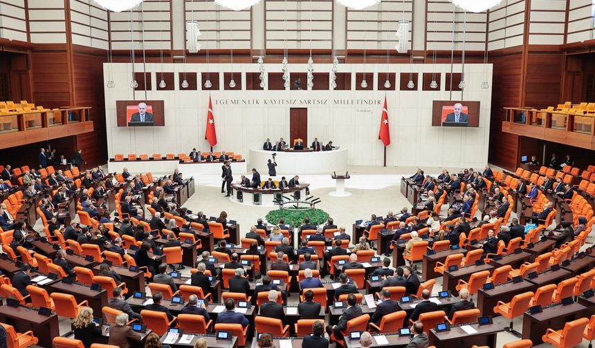 Şehit aileleri ve gazilerin haklarına yönelik düzenlemeleri içeren kanun teklifi görüşmeleri devam ediyor