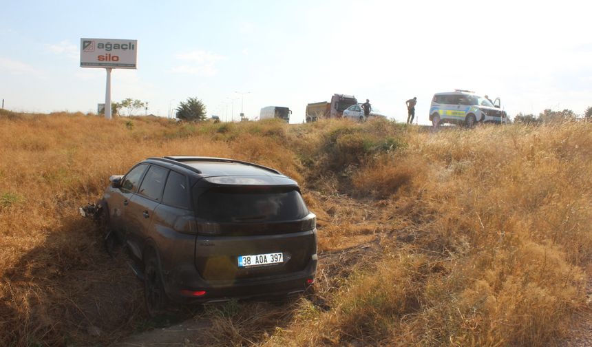 Tatil yolunda kaza: 5 yaralı