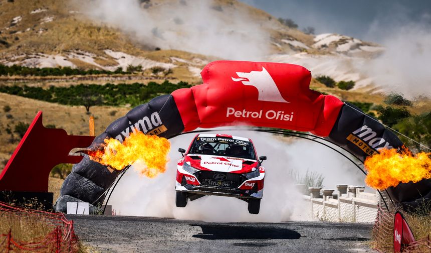 Team Petrol Ofisi pilotları Kapadokya'da birinci oldu