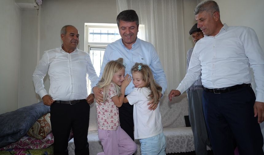 Tutdere'den, 34 yıl sonra tüp bebek ile ikizleri olan aileye ziyaret