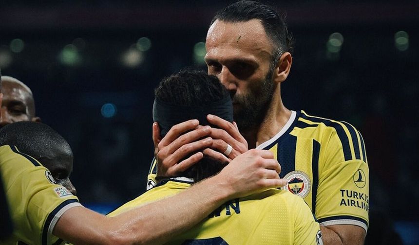 LYON 0  FENERBAHÇE 2 İLK YARI SONUCU