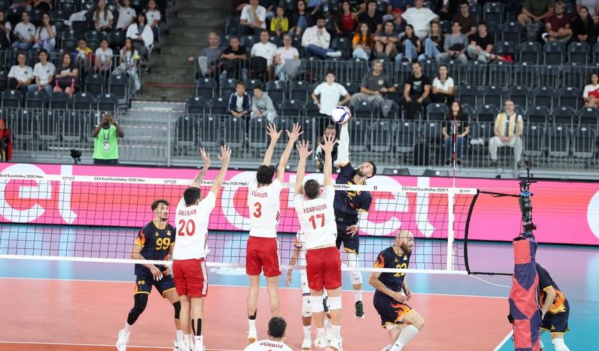 A Milli Erkek Voleybol Takımı, Romanya'ya kaybetti