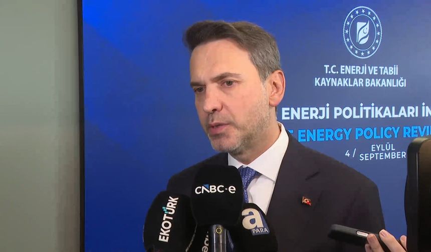 Bakan Bayraktar: Türkiye'de bu yeni dönemde elektrikleşmeye yüzde 100 inanıyoruz