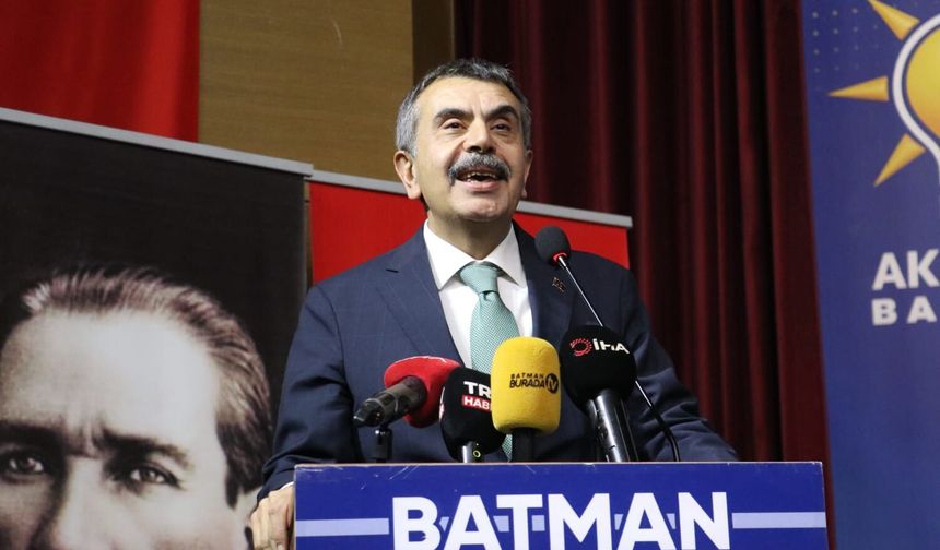 Bakan Tekin: Top artık bizde, hep beraber bu sürece sahip çıkalım (2)