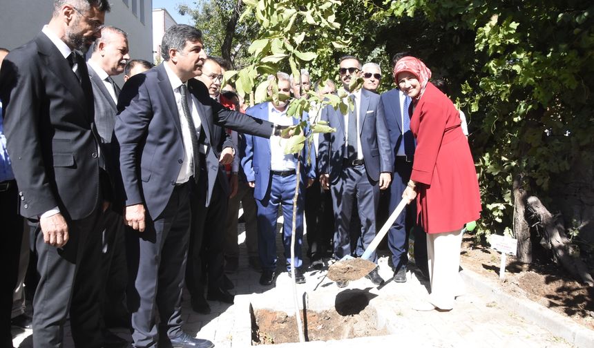 Bitlis'te Türk Kızılay aşevi açıldı